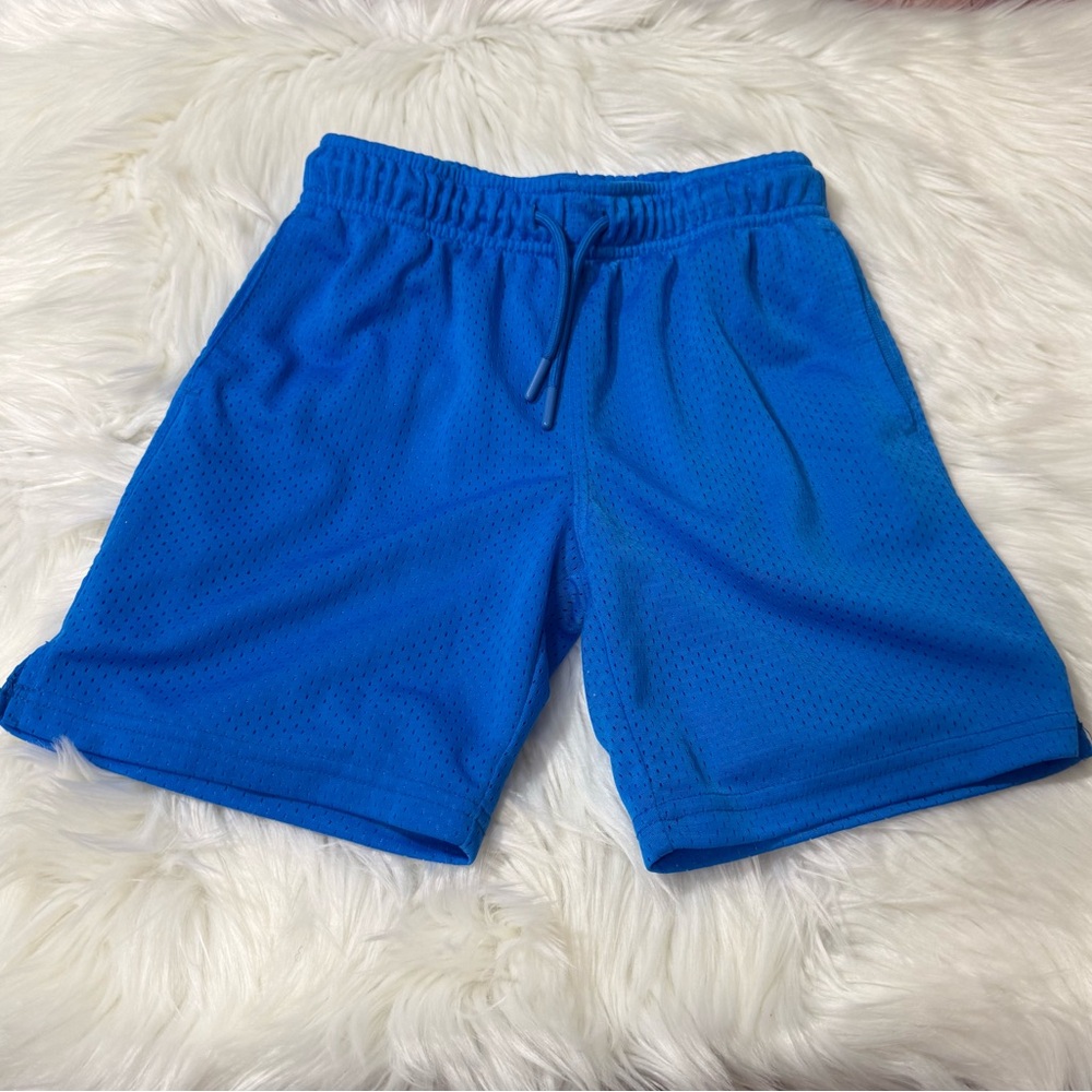 Athletic Works Blue Mesh Athletic Shorts - Boys Size Medium (8)